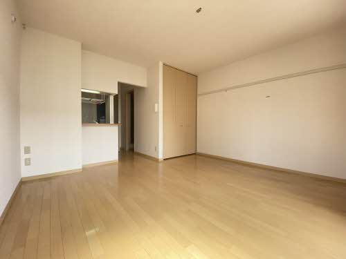 イーストⅡ 106号-3