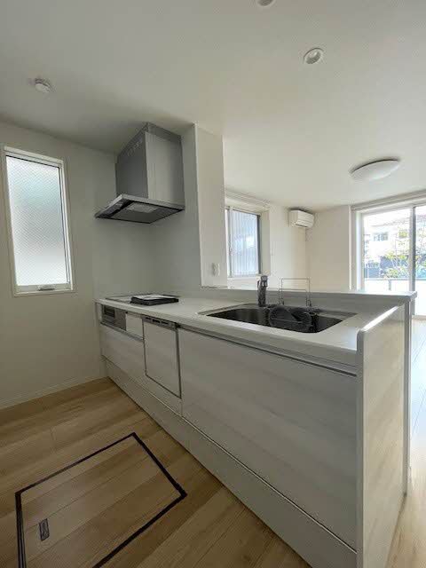 グランドールサカエ 102号-8