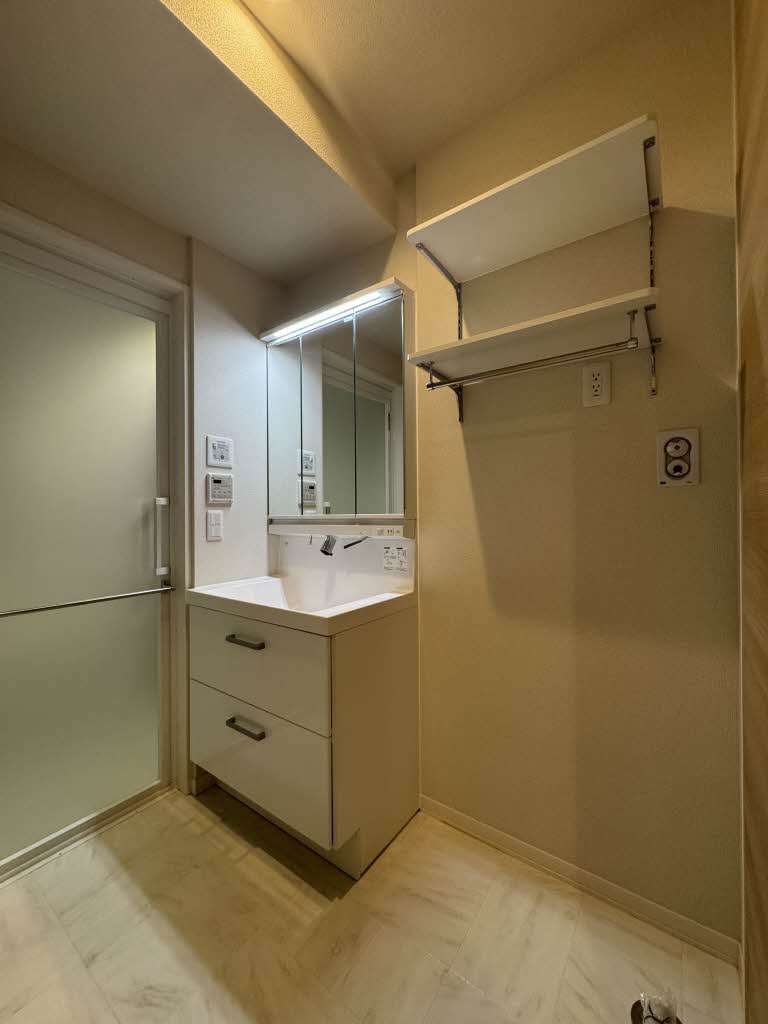 ベレオ鳴神 303号-8