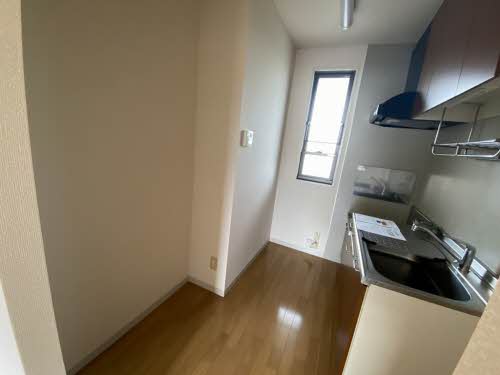 コーラルタウンＡ 201号-6