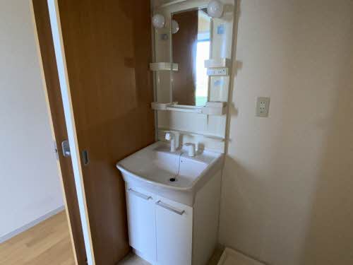 コーラルタウンＡ 201号-14