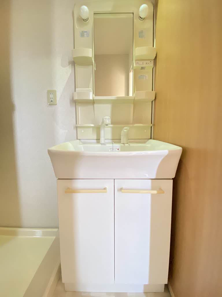 コーラルタウンＡ 202号-7