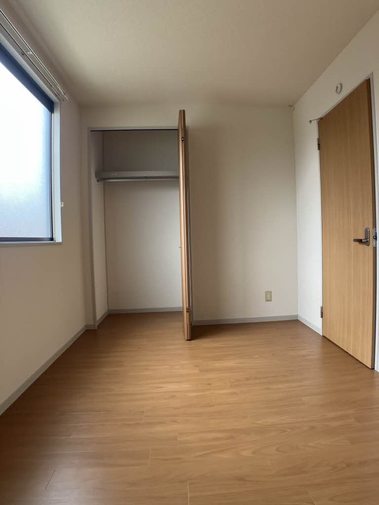 コーラルタウンＤ 102号-3