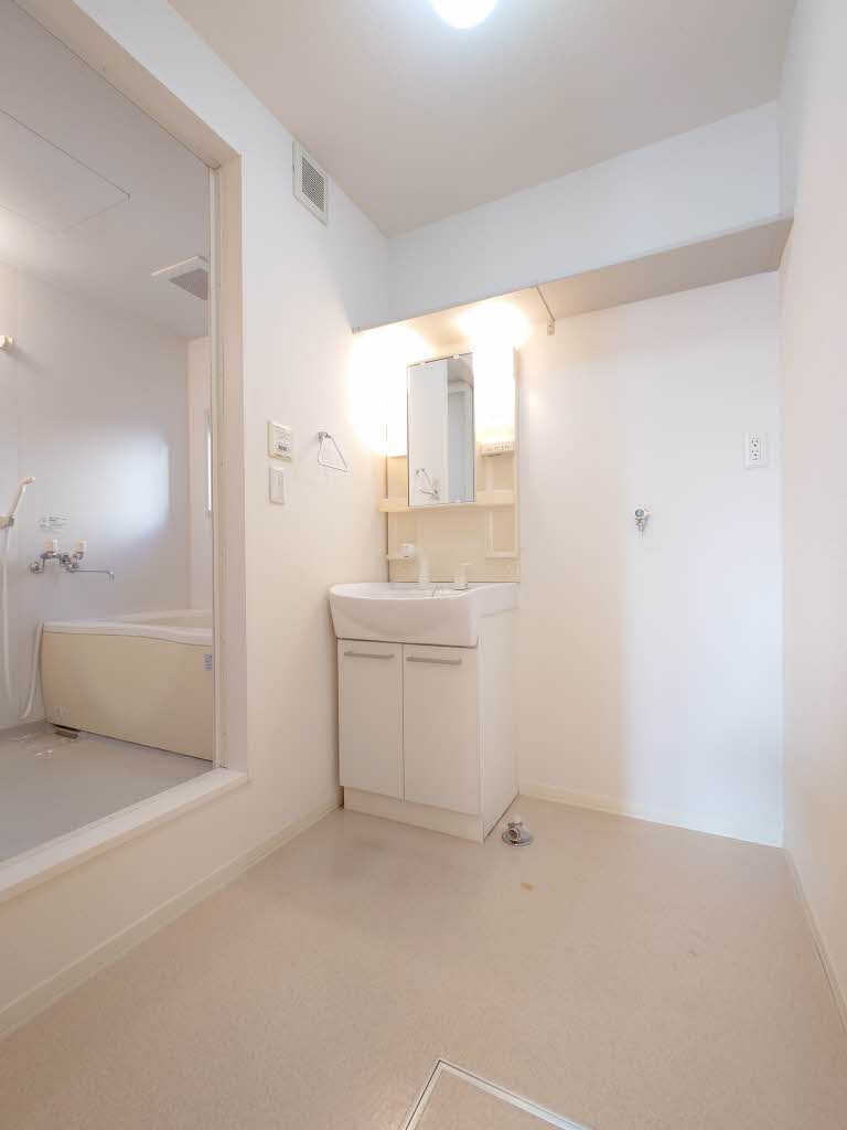 ティアラハウス 102号-7