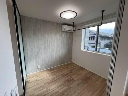 ザ　ファースト　レジデンス 203号-4