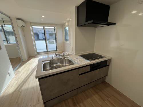 ザ　ファースト　レジデンス 203号-5