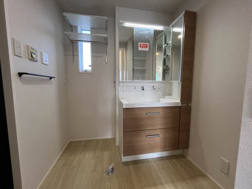 ザ　ファースト　レジデンス 203号-6