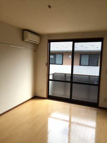 シャーメゾン多賀城新田Ｂ 101号-2