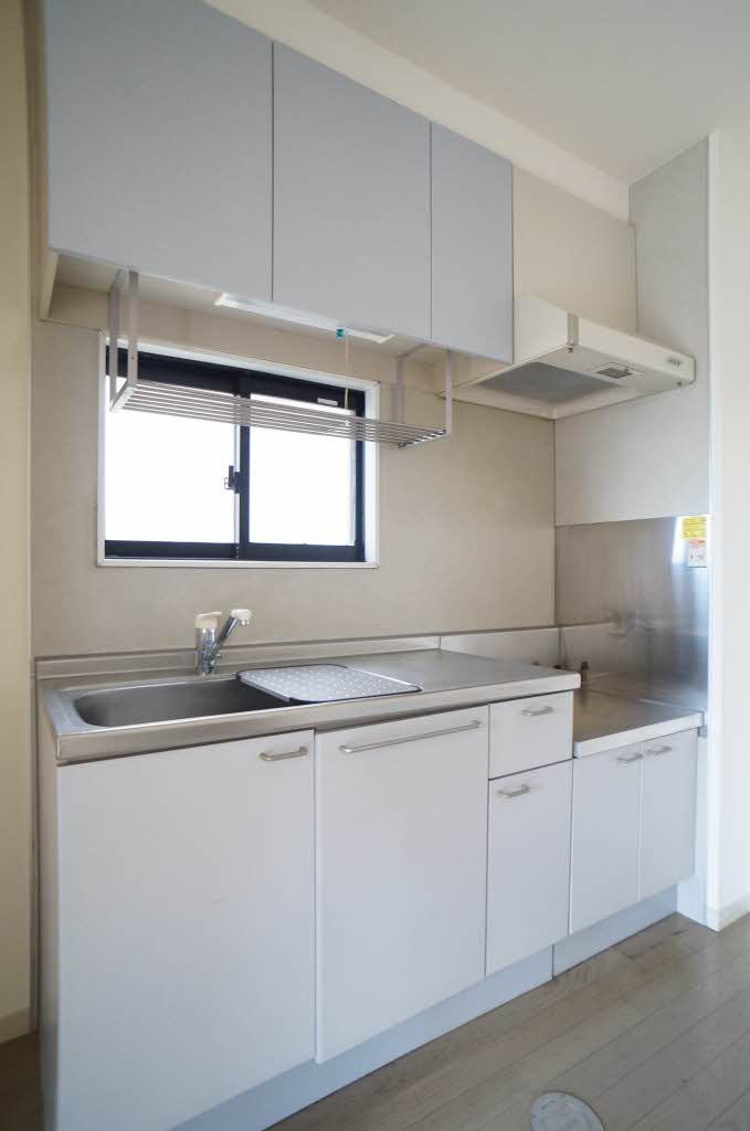 ヴィオラＳＩＮ　Ａ 102号-4