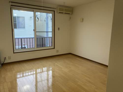 シャーメゾンオアシス 201号-3