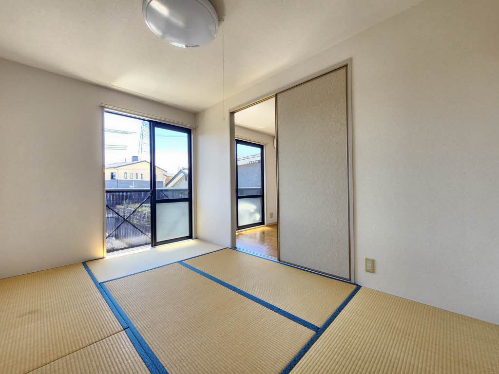 ラークヒルズ C 203号-6