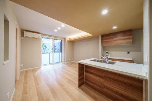 ＷＡＫＵＲＡＳ堰場 101号-2