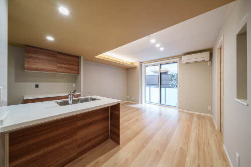 ＷＡＫＵＲＡＳ堰場 102号-2