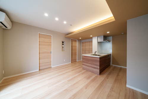 ＷＡＫＵＲＡＳ堰場 205号-3