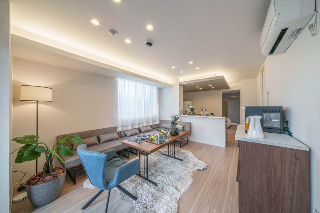 アミコート泉中央 201号-3