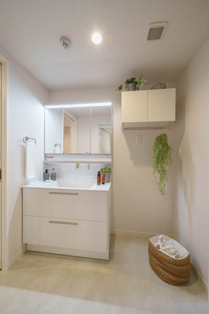 アミコート泉中央 201号-8