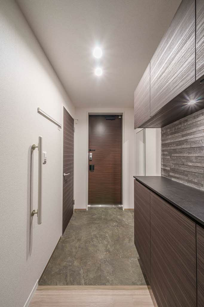 コンフォーザ虎丸 208号-6