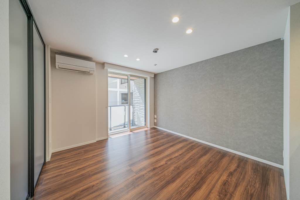 Ｐｒｏｍｅｎａｄｅ上杉 102号-4