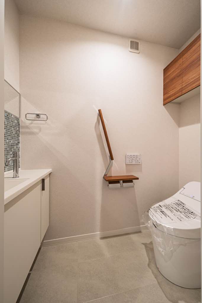 Ｐｒｏｍｅｎａｄｅ上杉 102号-9