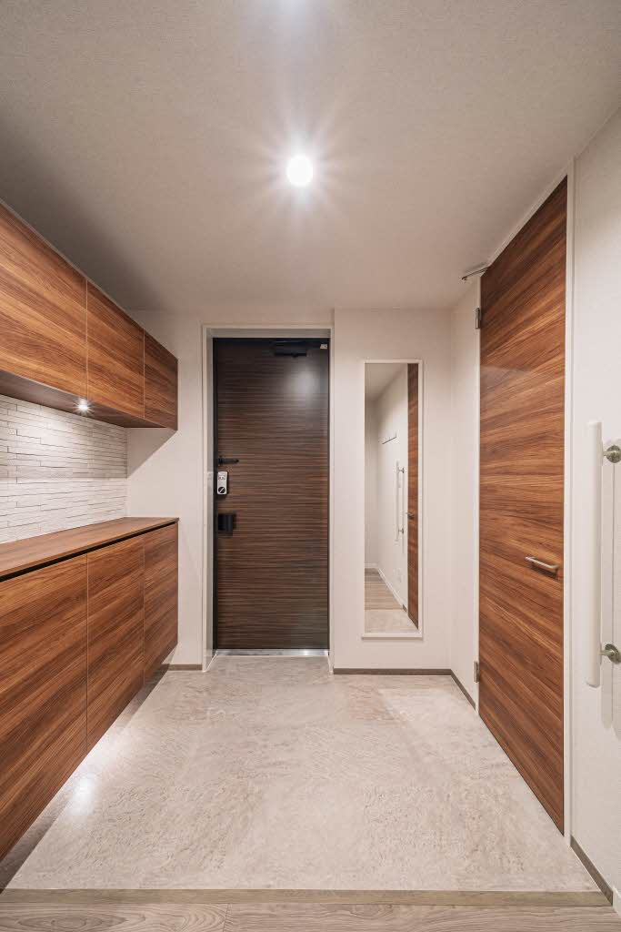 Ｐｒｏｍｅｎａｄｅ上杉 301号-5