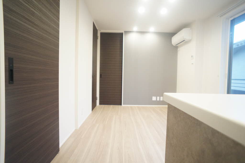 シャーメゾン　サリーレ 202号-4