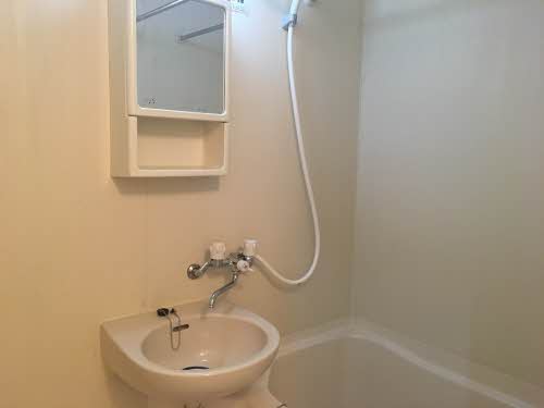 シーアンドエム 201号-8