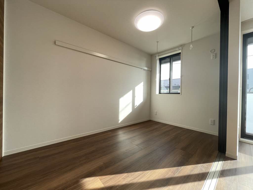 アンテロープ三河 302号-8