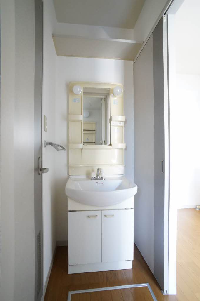 エステート笹谷２１ 101号-8