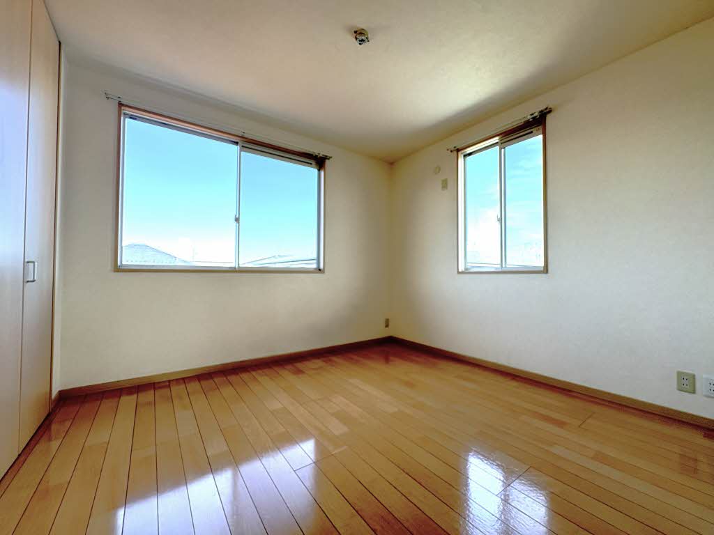 ディアス国見町 201号-8