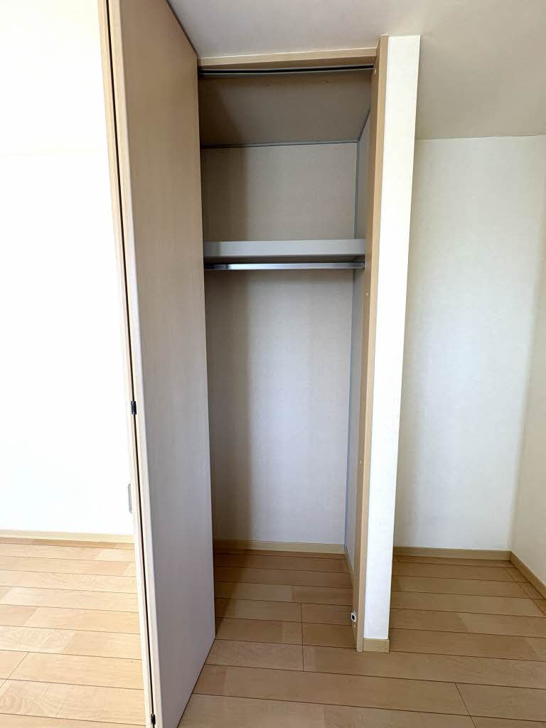 ディアス国見町 201号-11