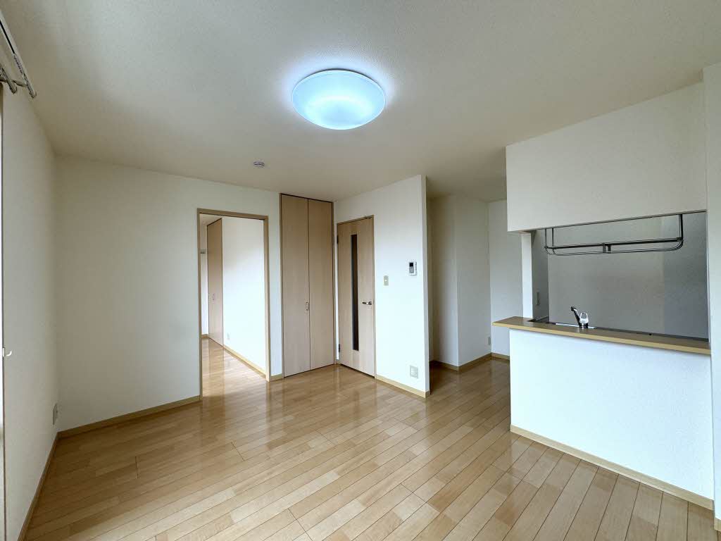 ディアス国見町 202号-3