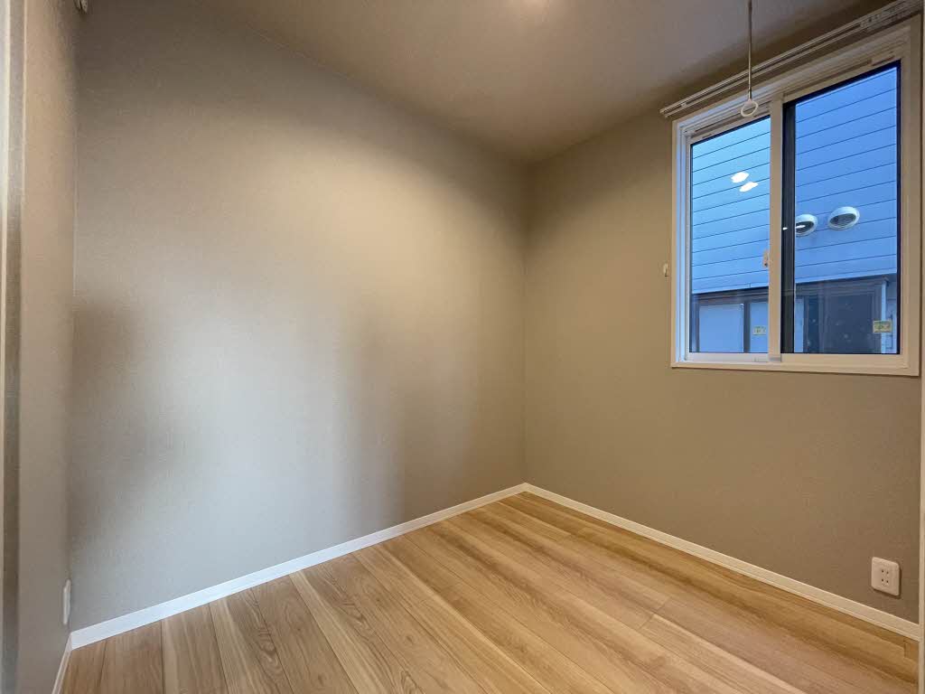 ラディア向陽 101号-8