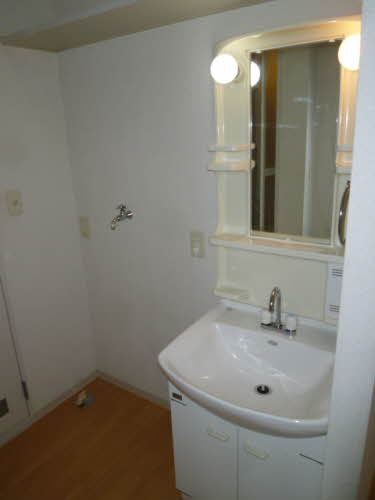 ディアス安積Ｂ 203号-9