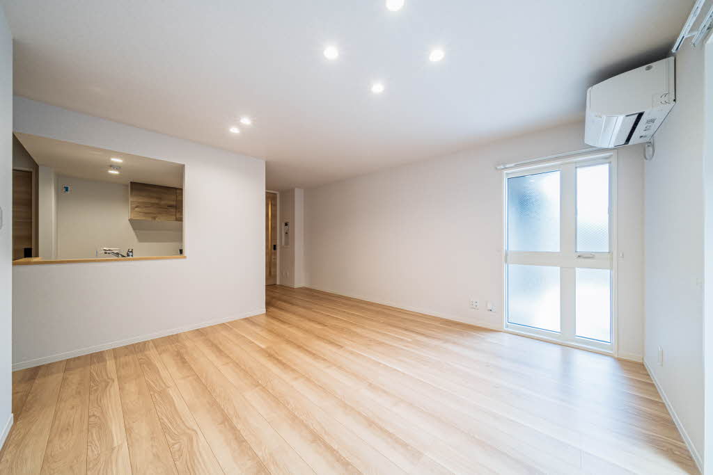 Ａｌｂｅｍａｒｌｅ上杉 101号-6