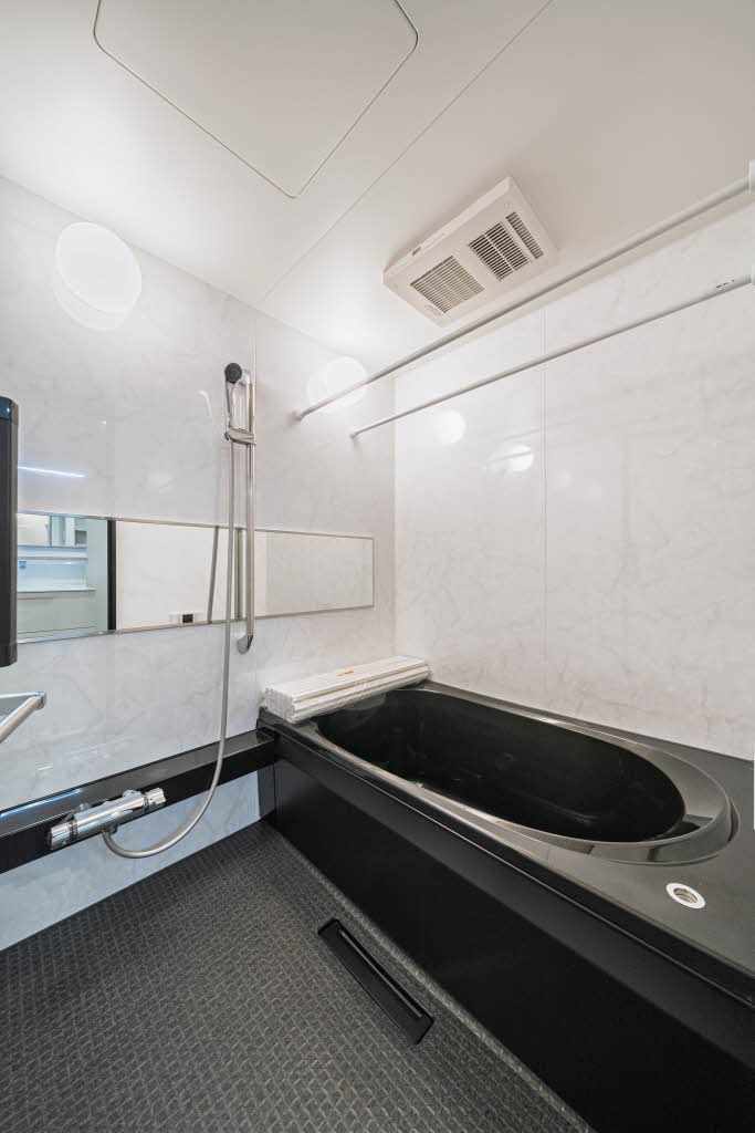 Ａｌｂｅｍａｒｌｅ上杉 102号-9