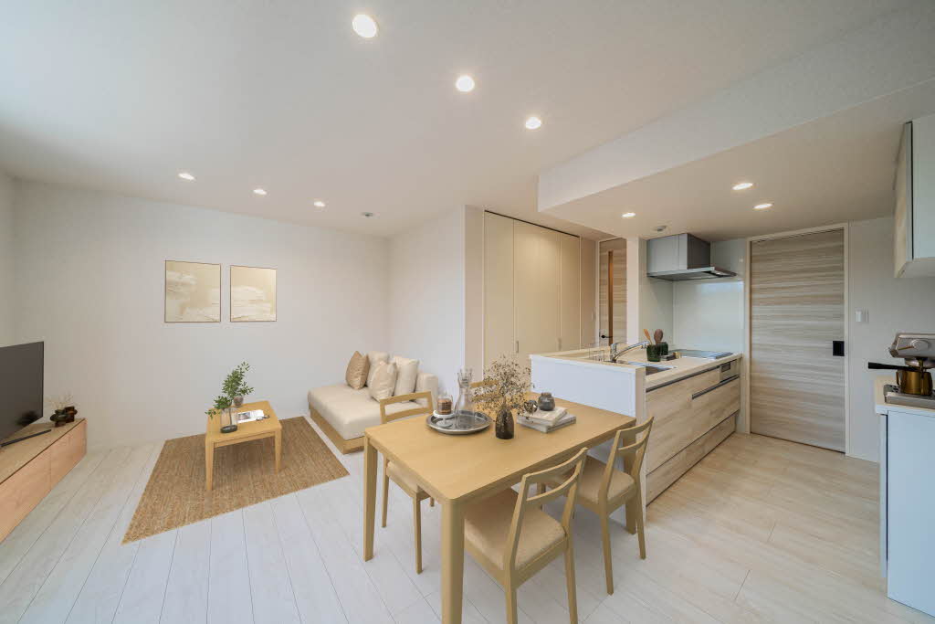 Ａｌｂｅｍａｒｌｅ上杉 203号-2