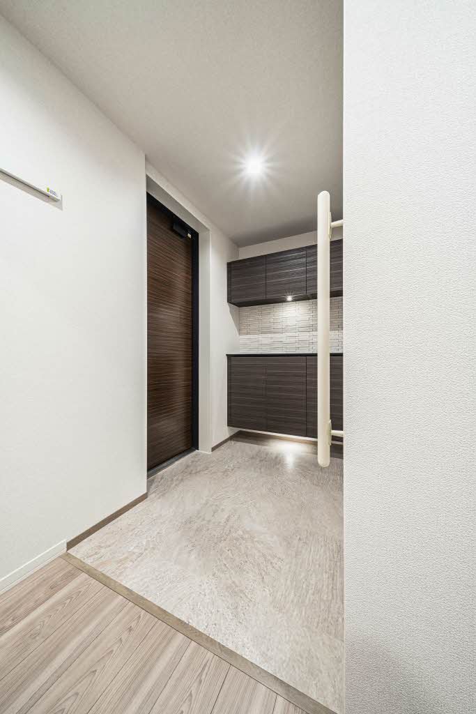 Ａｌｂｅｍａｒｌｅ上杉 301号-7