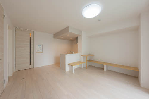 シャーメゾン成田町 102号-3