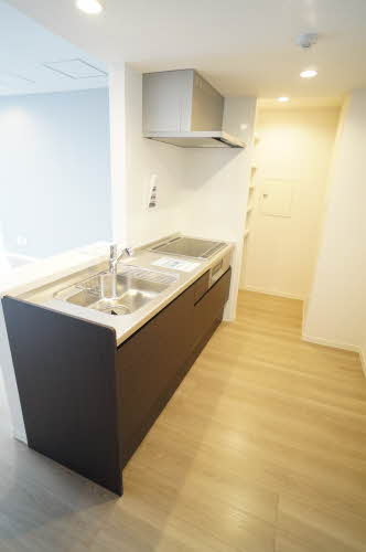 シャーメゾン成田町 301号-4