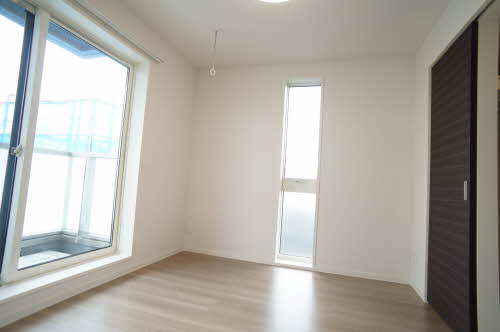 シャーメゾン成田町 301号-12