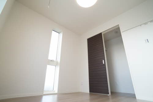 シャーメゾン成田町 301号-14