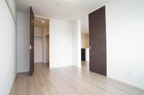 シャーメゾン成田町 303号-6