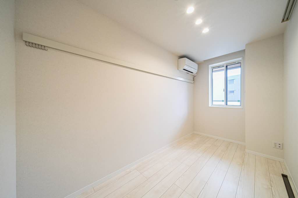 ＣＬＡＳＳＥＵＭ連坊Ⅲ 205号-5