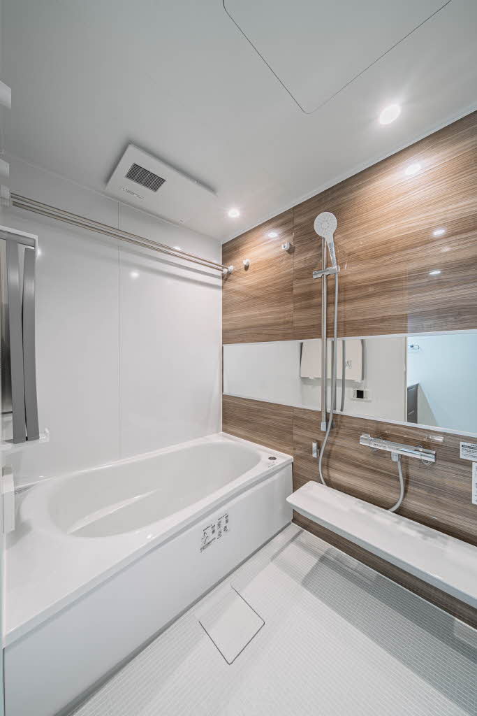 Ｃａｍｅｌｏｔ　Ｅａｓｔ 202号-8