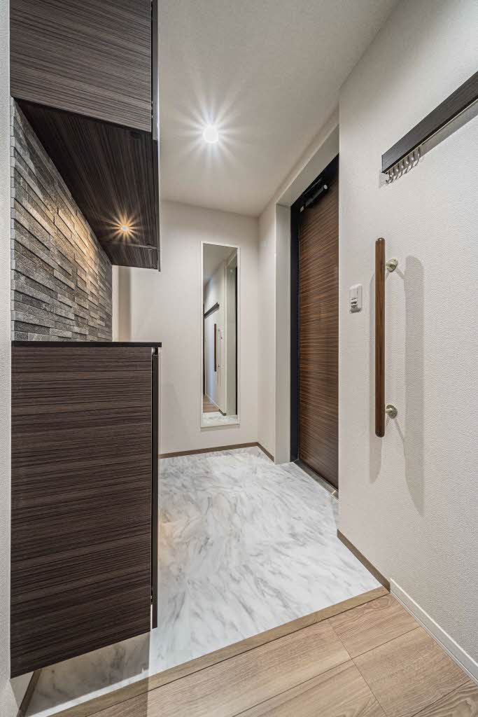 Ｃａｍｅｌｏｔ　Ｅａｓｔ 301号-9