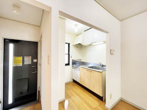 ヴィラージュ折立 102号-5