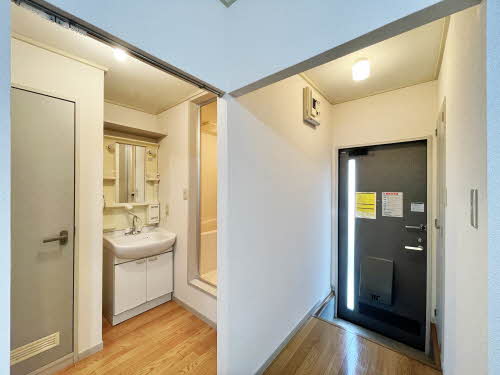 ヴィラージュ折立 102号-6