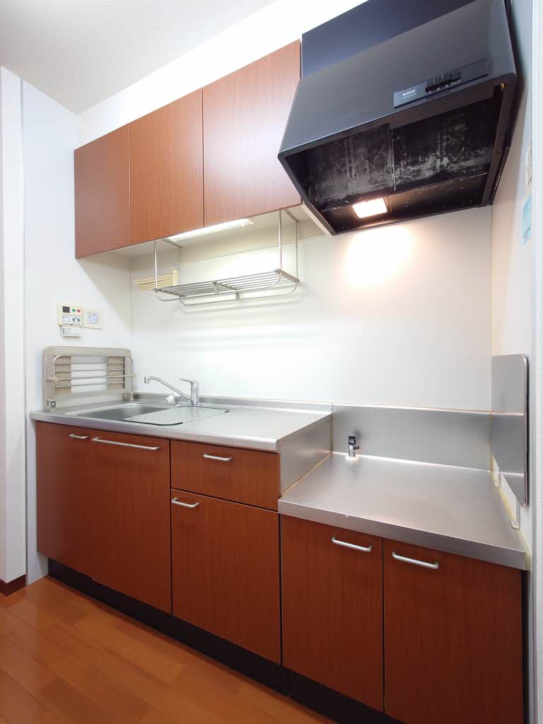 ブルー・ヘブン・エイト 203号-4