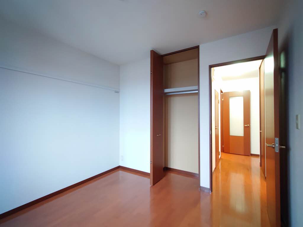 ブルー・ヘブン・エイト 203号-11