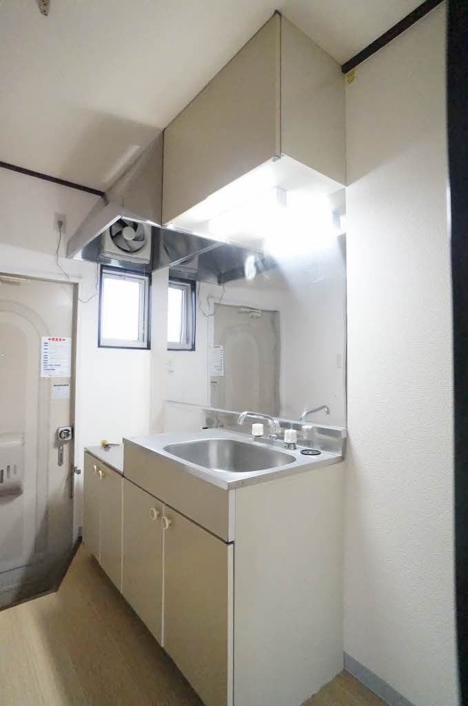 プチ・ラフォーレ 102号-5